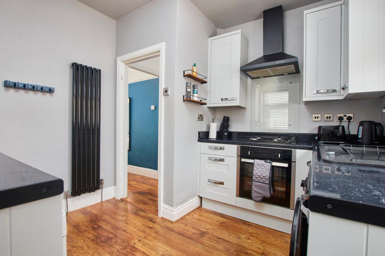 Stylish 2 Bedroom Flat - Close To Newcastle City Centre Gateshead Exterior photo